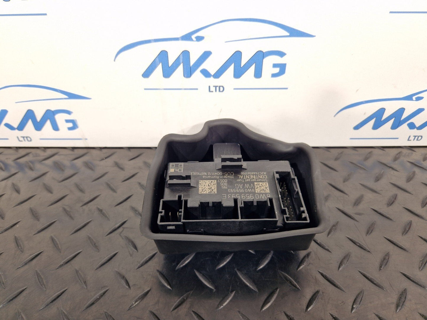 Audi Unknown Part Type 8W0959593E