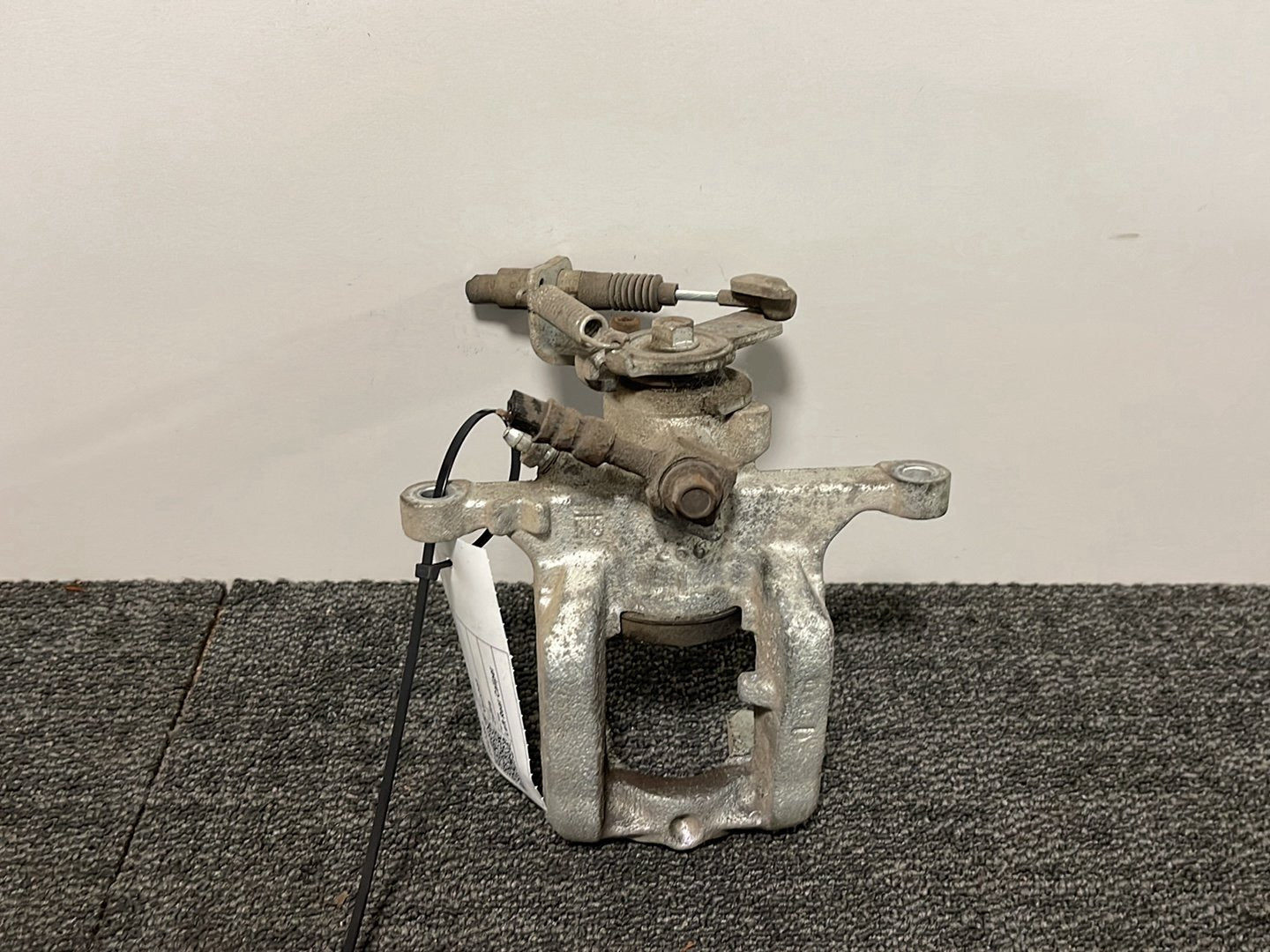 Vauxhall Zafira MK3 (C) (A3470) MPV Genuine Left NS Passenger Rear Brake Caliper