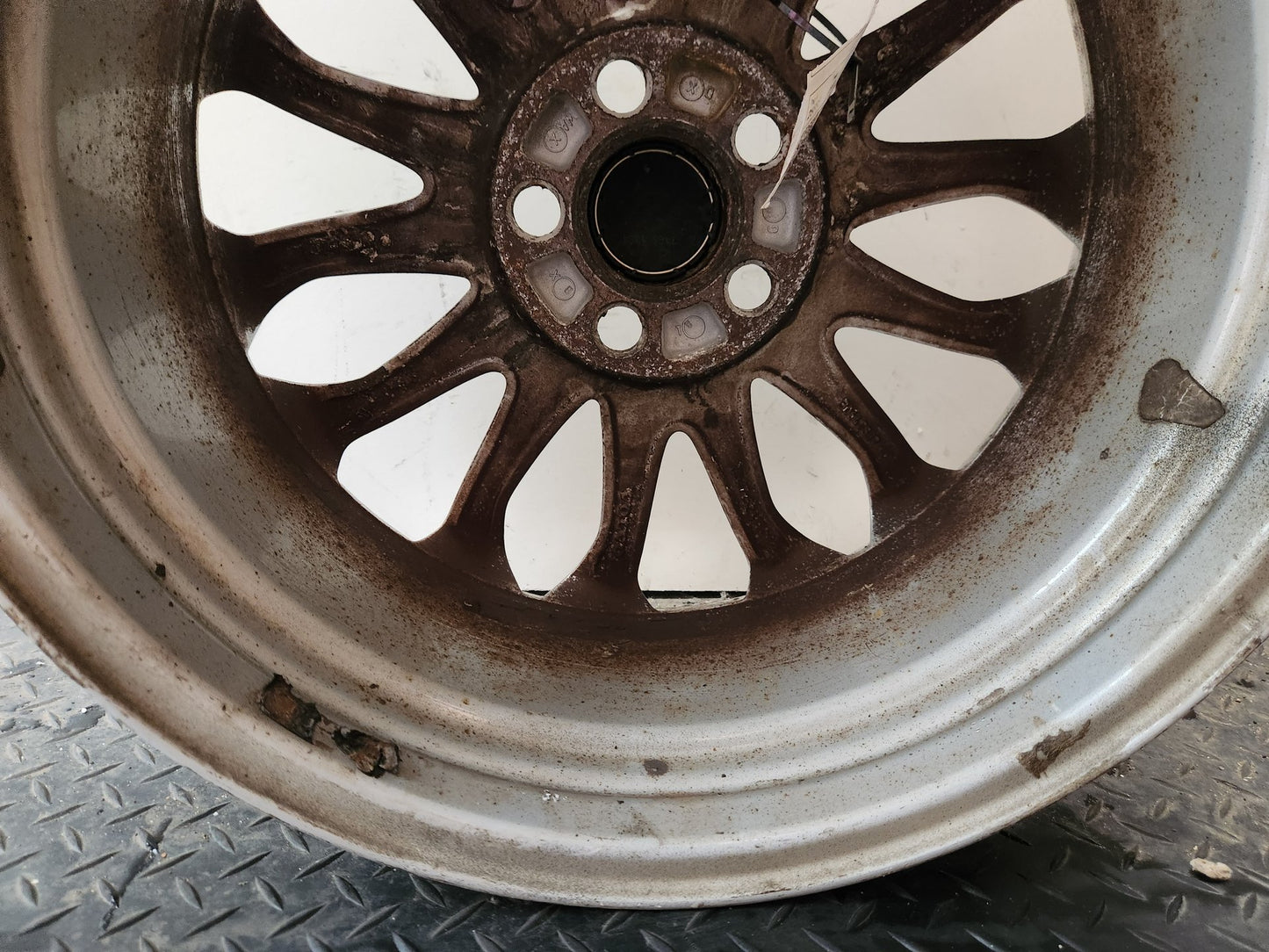 Volvo C30 MK1 (MK) Coupe Genuine 7 V-Spoke 17" Alloy Wheel