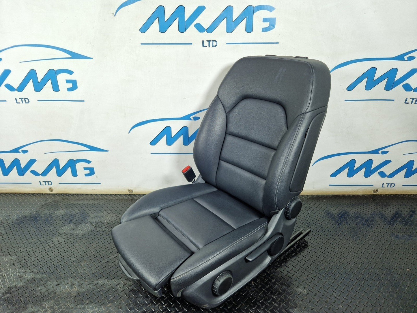 14-20 MERCEDES BENZ GLA X156 GENUINE FRONT LEFT N/S HEATED BLACK LEATHER SEAT