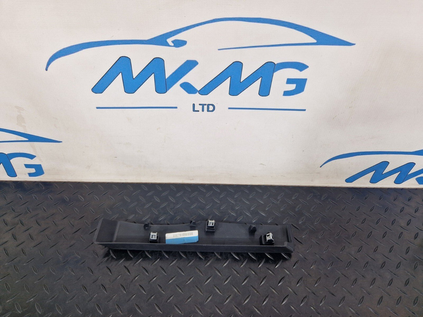 2019-ON  LAND ROVER DISCOVERY L550 LCI INTERIOR TRIM PANEL LK72043C27A