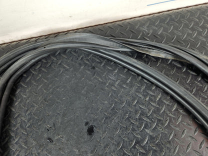 11-19 MERCEDES BENZ ML W166 GENUINE BOOT / TAILGATE RUBBER SEAL A1667400178