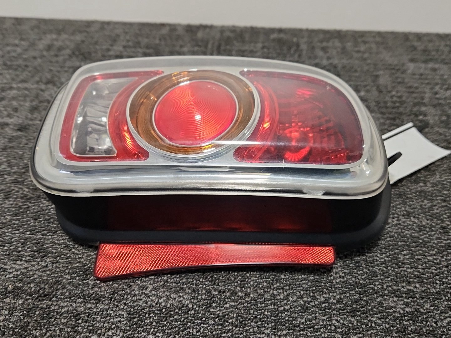 2012 Mini Cooper Clubman R55 - Rear Left Outer Light