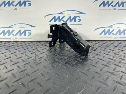 16-23 AUDI A5 F5 SPORTBACK S-LINE GENUINE REAR CENTRE SEAT BRACKET 8W0886177A