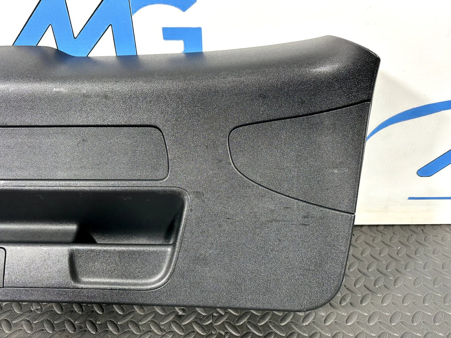 16-19 AUDI A4 B9 AVANT GENUINE BOOTLID/TAILGATE TRIM COVER BLACK 8W9867979