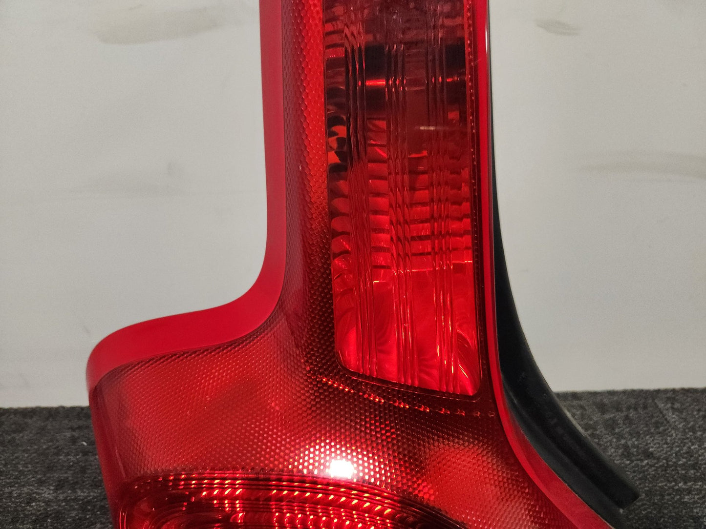 2007 Volvo C30 MK1 (MK) Genuine Rear Left N/S Passenger Tail Light