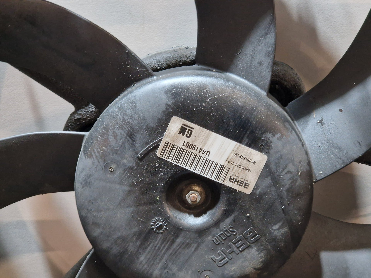 Vauxhall Meriva MK2 (B) (4470) MPV Genuine Radiator Cooling Fan Shroud 13330998