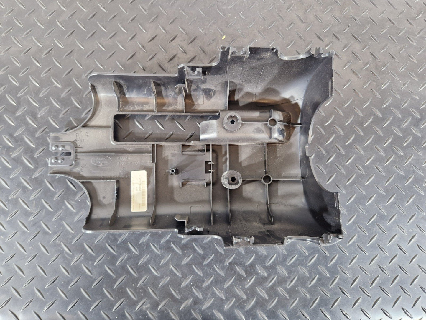 14-19 LAND ROVER L550 DISCOVERY SPORT LOWER STEERING COLUMN SURROUND BJ32-3F900A