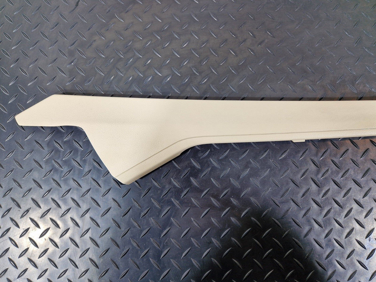 16-24 AUDI A5 F5 COUPE GENUINE CENTRE CONSOLE RIGHT SIDE COVER BEIGE 8W2863306