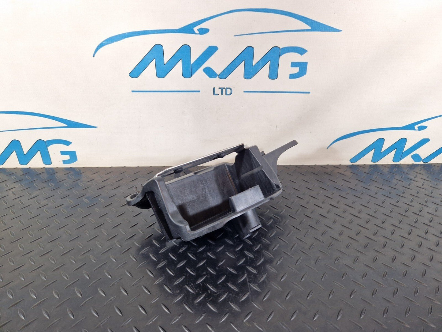 Mercedes-Benz Unknown Part Type A2055451640