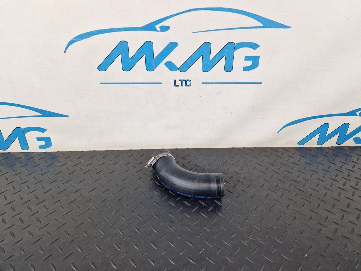 12-18 MERCEDES BENZ B-CLASS W246 GENUINE FUEL FILLER HOSE PIPE A2464760075