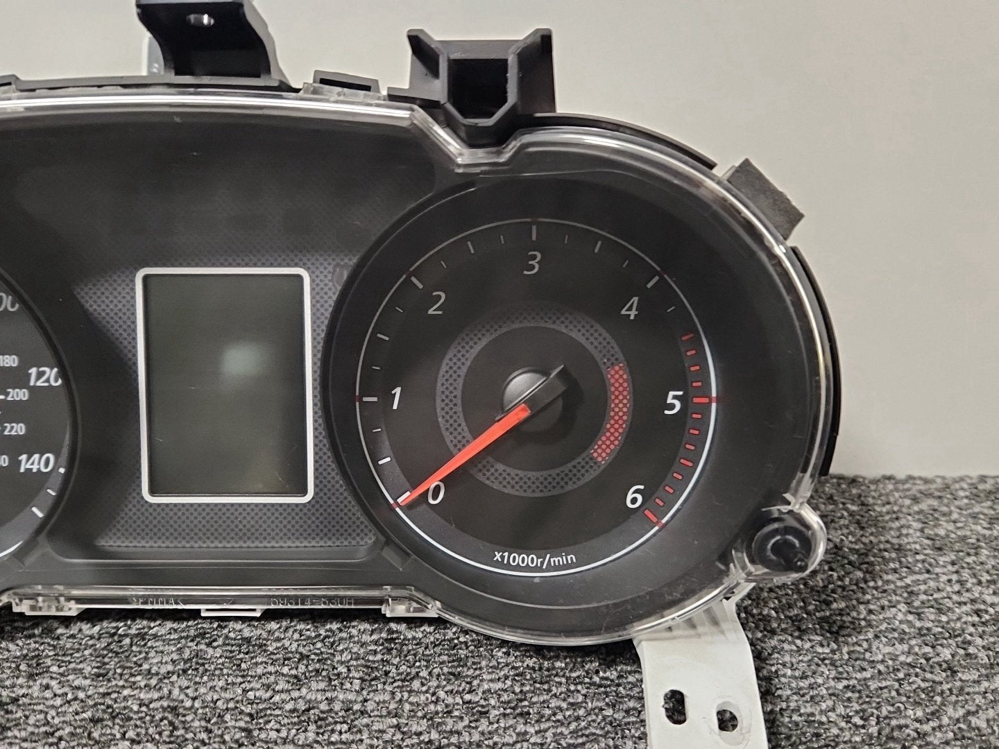 Mitsubishi Lancer MK5 (CX8A) Hatchback Genuine Instrument Cluster 8100B126A
