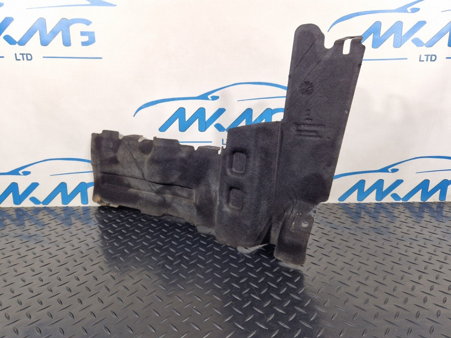 18-ON MERCEDES BENZ SPRINTER W907 W910 2.2 CDI INSULATION PROTECTION A9105240400