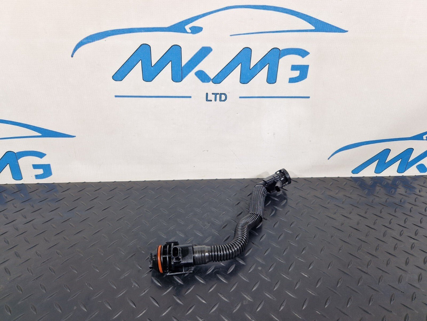 19-ON MERCEDES BENZ B CLASS W247 ENGINE BREATHER PIPE & SENSOR A6540104401