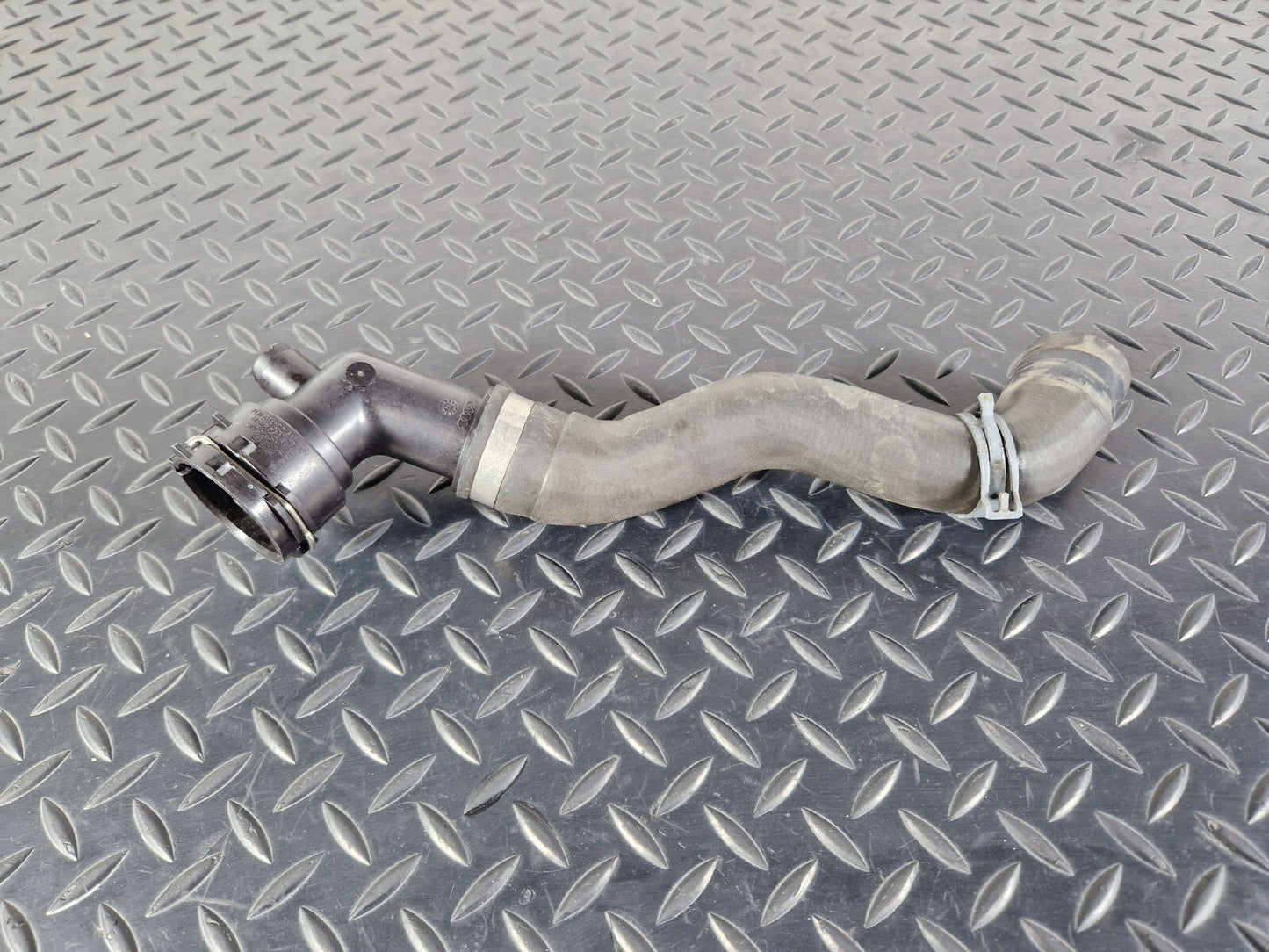 16-24 AUDI A5 F5 COUPE WATER COOLANT PIPE 8W0122293H