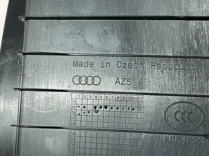 16-19 AUDI A4 B9 ESTATE GENUINE BOOT TRUNK SILL COVER PROTECTION 8W5863471