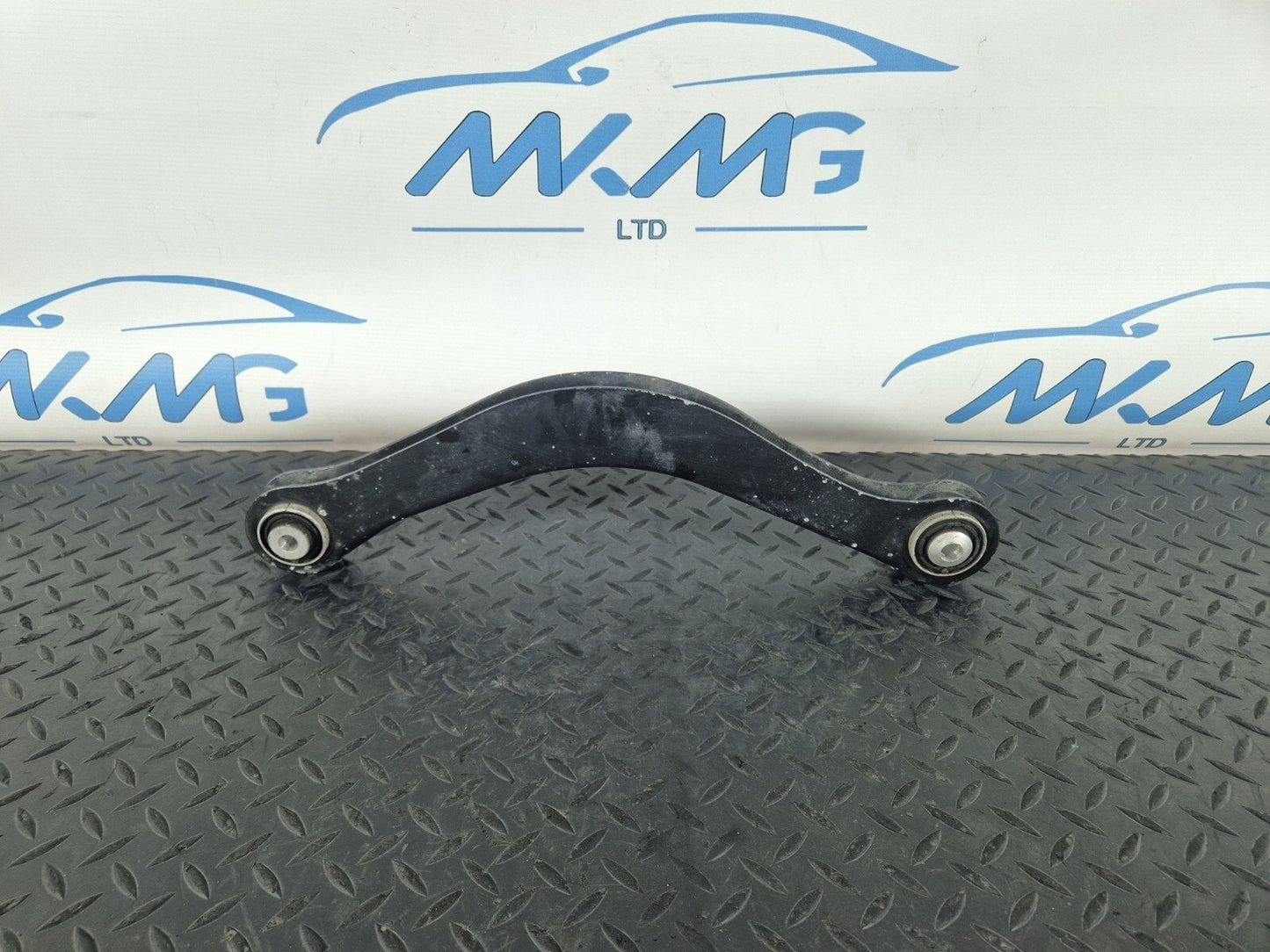 16-19 AUDI A4 B9 OEM REAR CONTROL ARM LEFT & RIGHT SIDE 8W0505371F