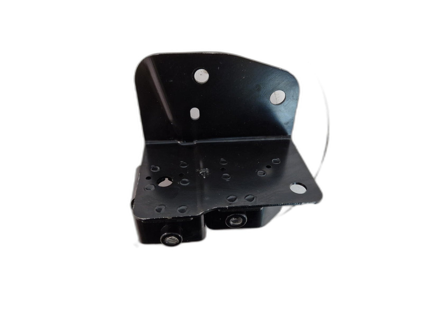 MERCEDES-BENZ C CLASS W205 LEFT MOUNTING BRACKET A2056100330