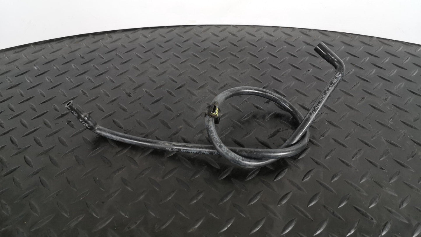 16-19 AUDI A4 B9 S-LINE GENUINE 2.0TDI O/S RIGHT SIDE HEADLIGHT WASHER HOSE