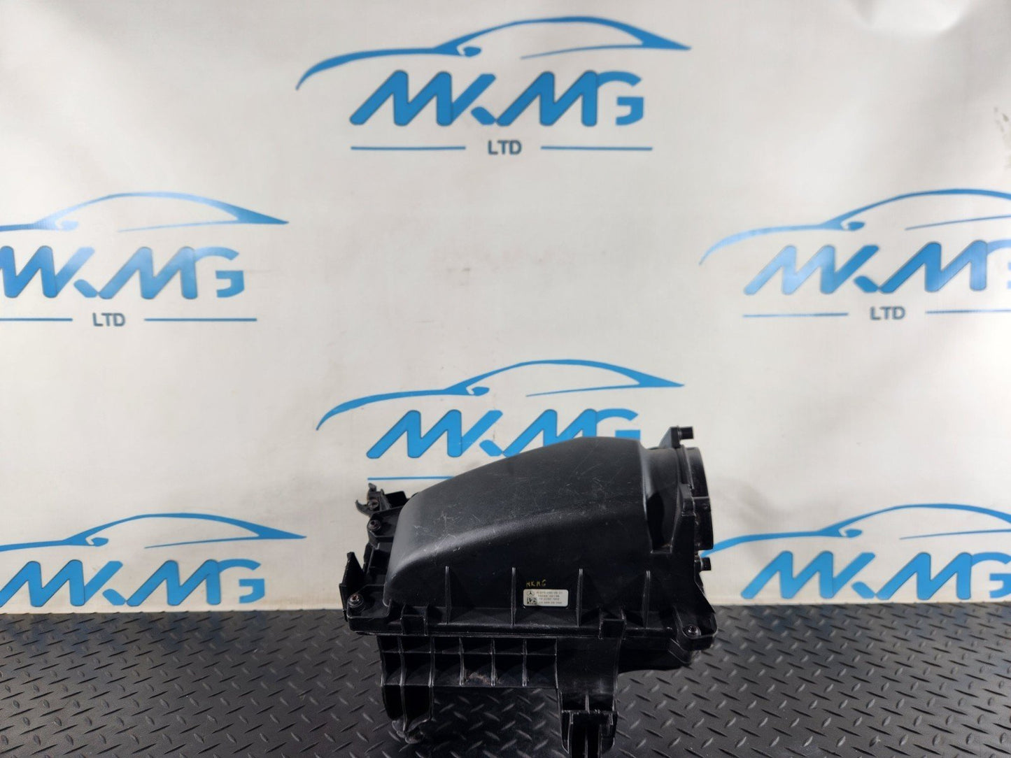Mercedes B Class W246 Air Filter Box Housing A2700940004