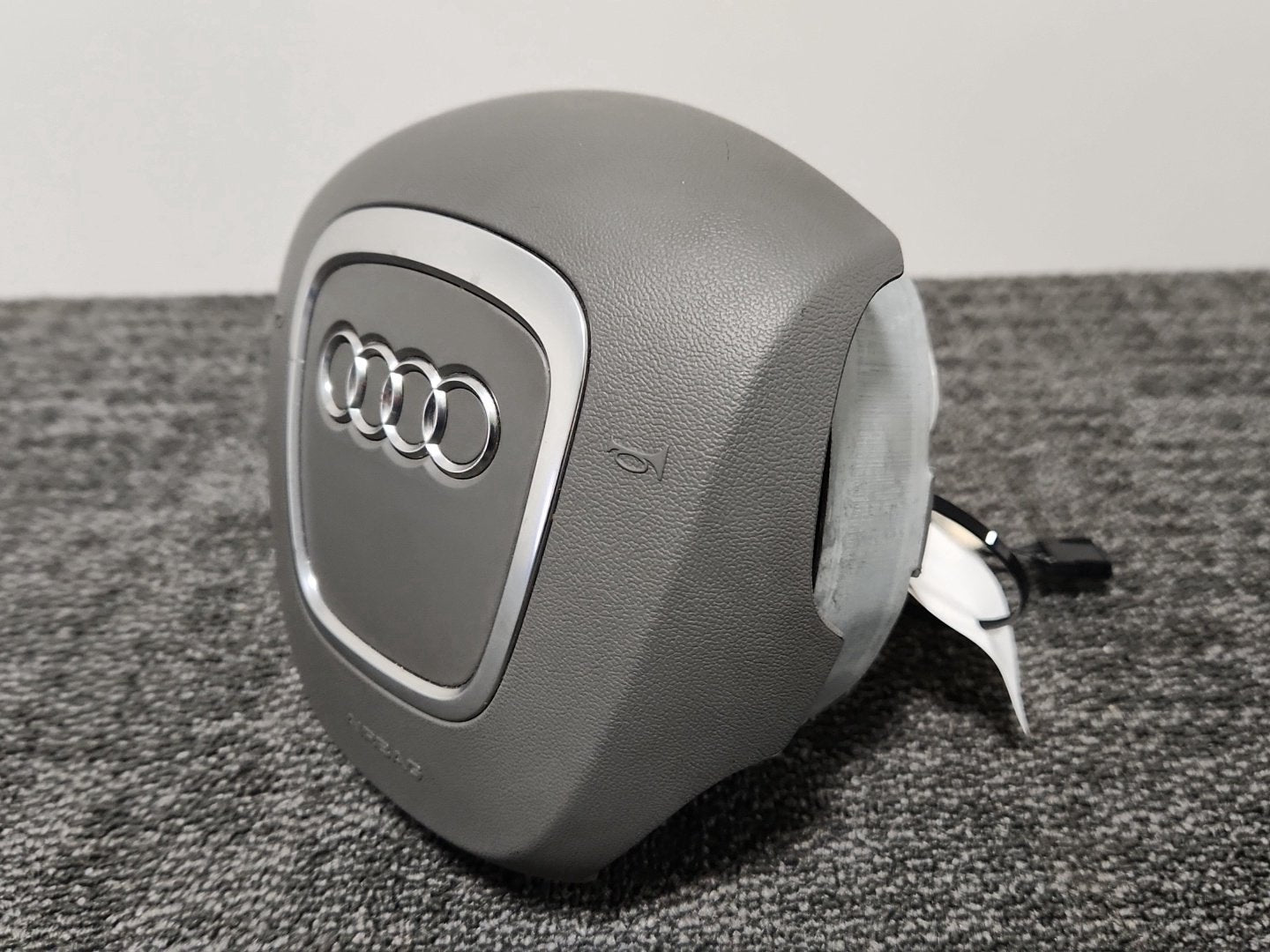 2005 Audi A6 Quattro MK3 (4F) (C6) - Steering wheel Air bag