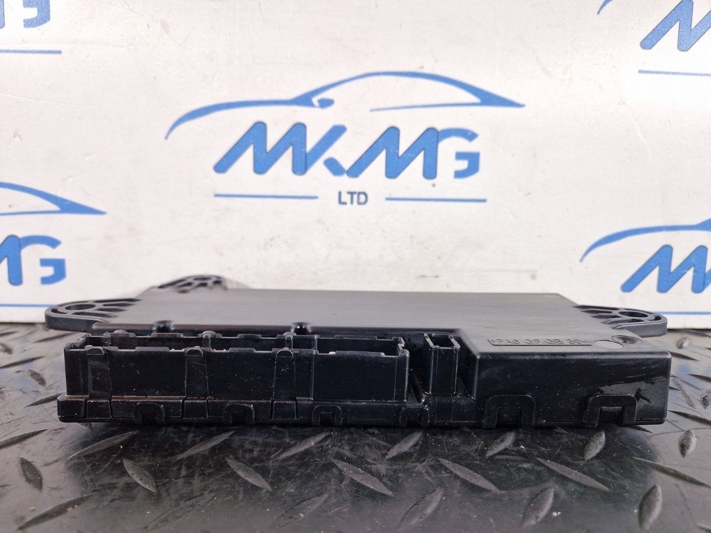 16-19 MERCEDES BENZ GLE W166 AIR SUSPENSION CONTROL UNIT MODULE A1669008417