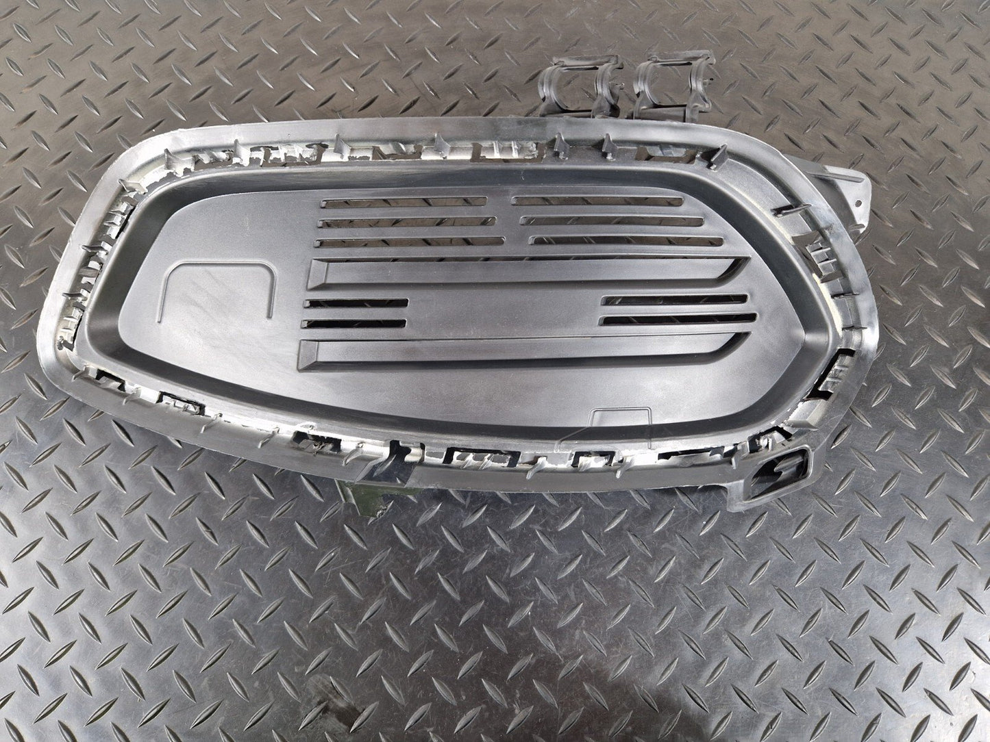 13-19 MERCEDES BENZ CLA C117 AMG RIGHT DRIVER SIDE FRONT BUMPER A1178852322