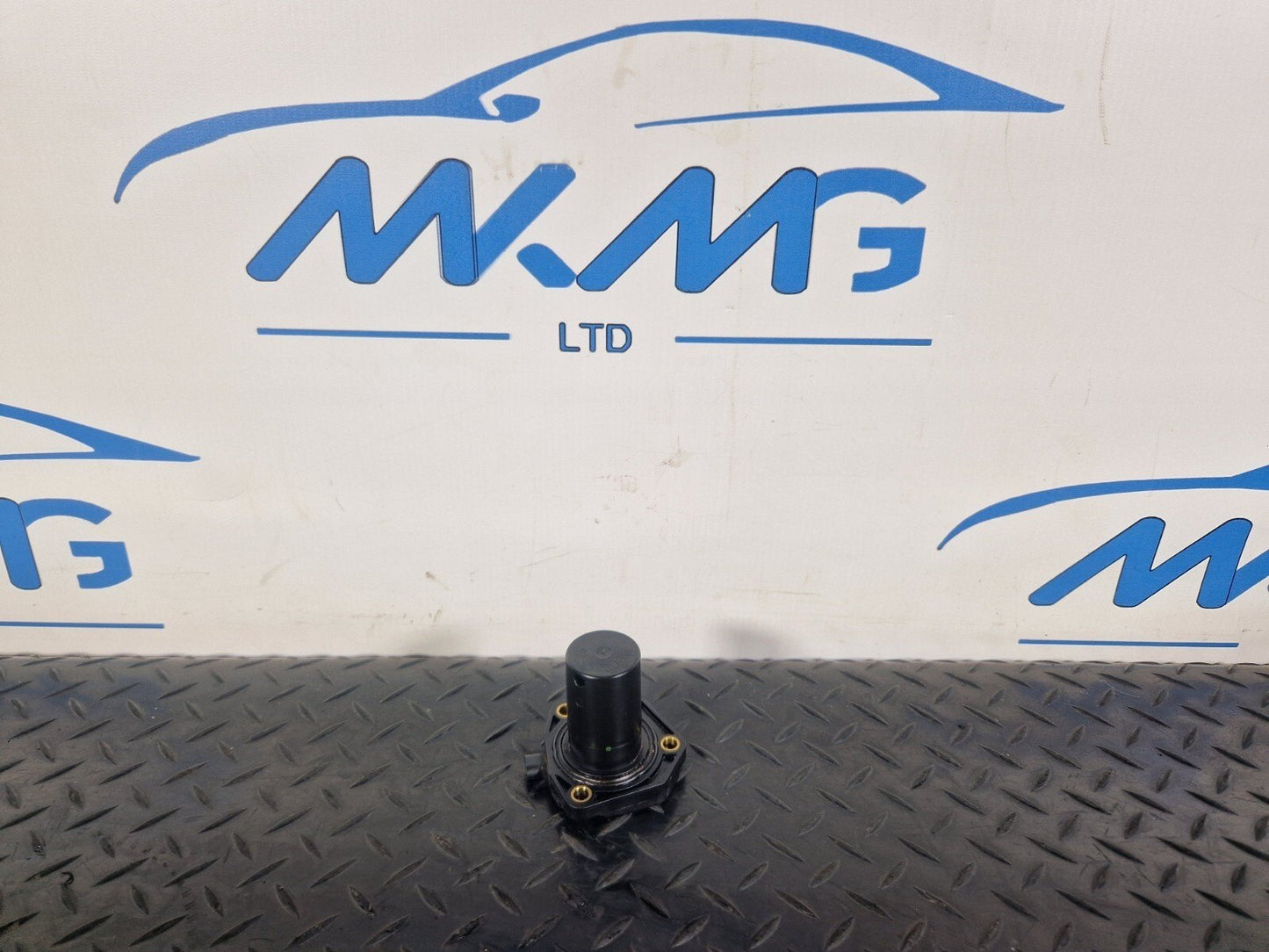 14-21 MERCEDES BENZ C300h W205 OIL LEVEL SENSOR A6511530132