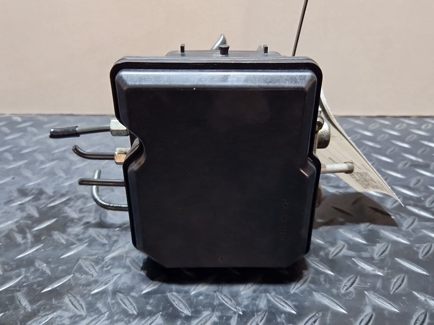 Nissan Juke MK1 (F15) SUV Genuine ABS Pump Control Module Unit