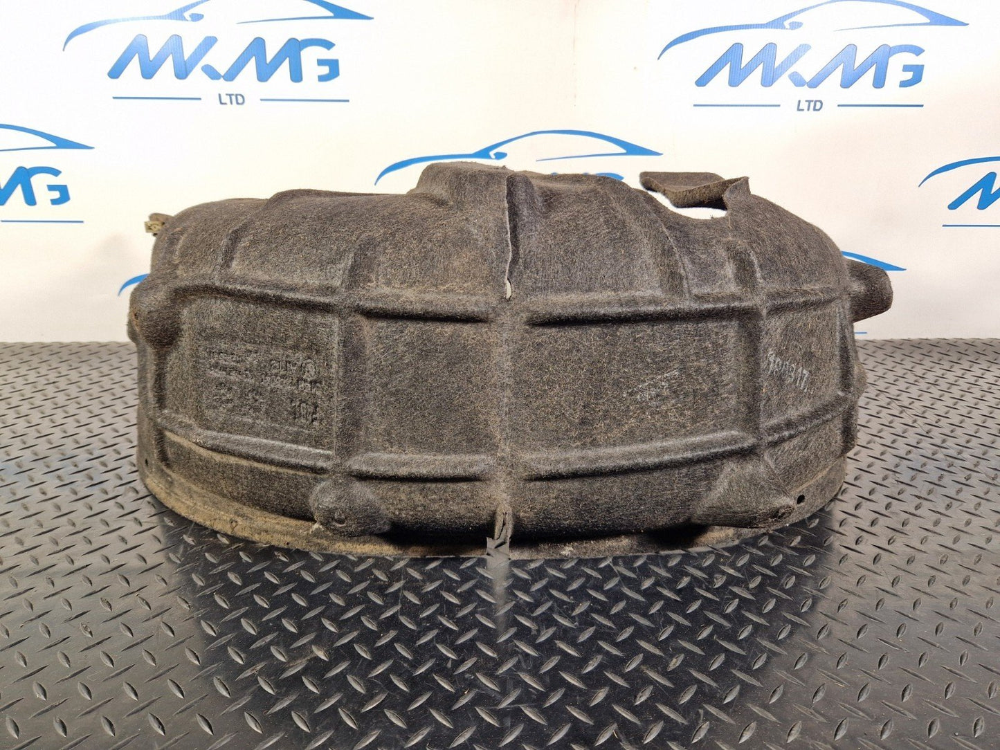 16-22 BMW X1 F48 REAR LEFT PASSENGER SIDE WHEEL ARCH SPLASH GUARD 7346041