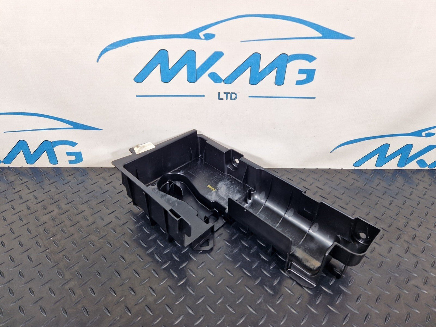 14-21 MERCEDES BENZ W205 GENUINE OEM TRUNK BOOT TOOL STORAGE TRAY A2058990014