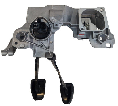 16-19 AUDI A4 B9 GENUINE BRAKE & CLUTCH PEDAL BOX ASSEMBLY 8W2721117 8W2721316