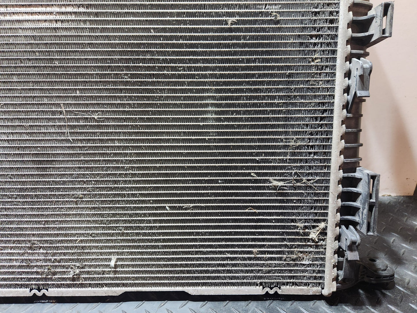 Audi A6 C7 Genuine Water Coolant Cooling Radiator 8K0121251H
