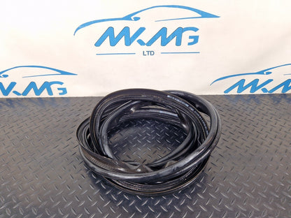 MERCEDES W177 A CLASS BOOT TRUNK LID TAILGATE RUBBER SEAL GASKET A1777402200