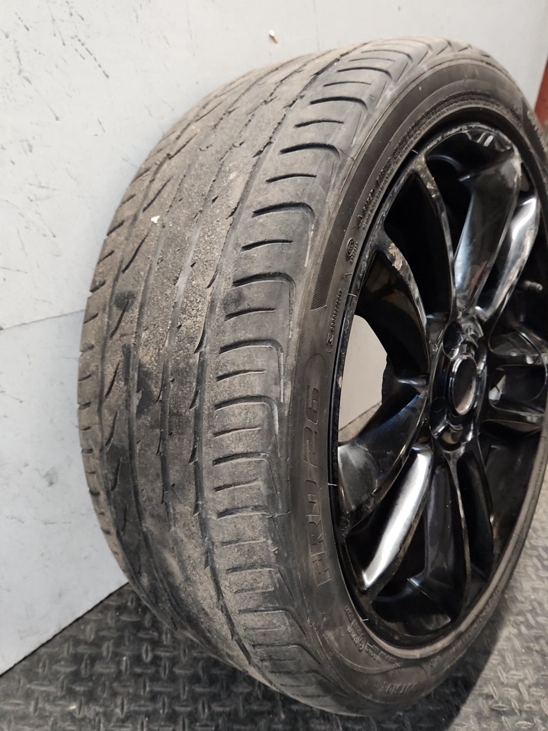 Vauxhall Corsa MK3 (D) (4400) 17" Alloy Wheel with Tyre 215/45/17 ~3mm 9272760