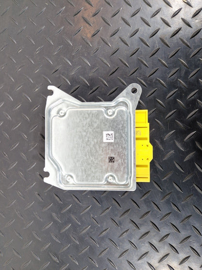 MERCEDES BENZ SPRINTER W907 W910 SAFETY BAG MODULE SENSOR UNIT ECU A9079000304