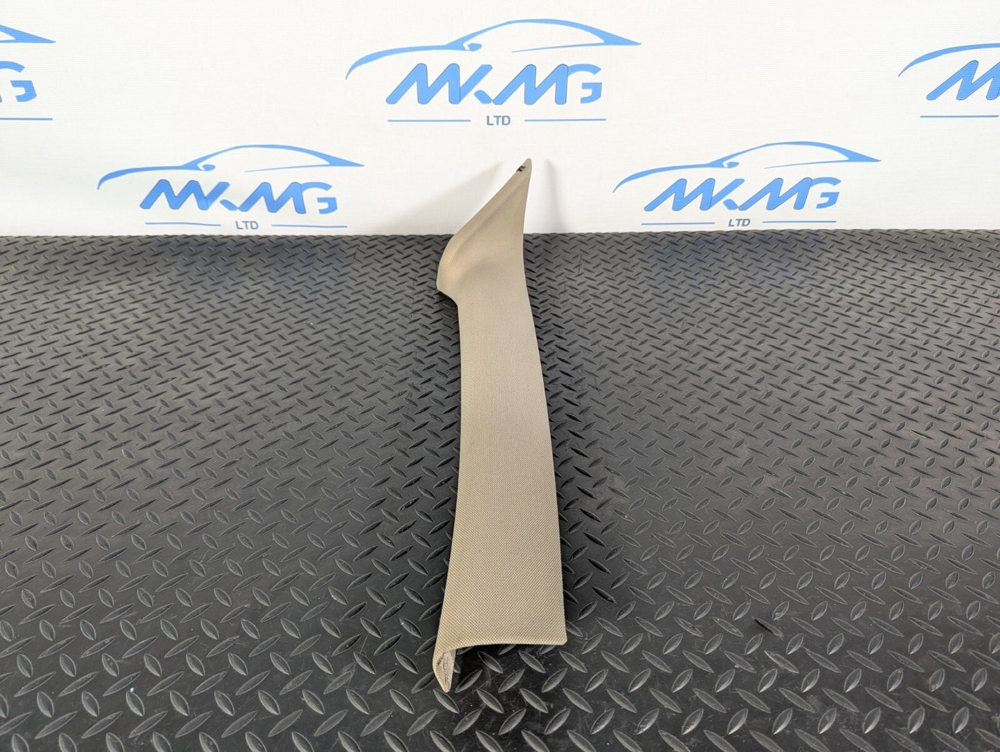 14-21 BMW 2 SERIES 218d GRAN TOURER F46 FRONT RIGHT DRIVER SIDE A-PILLAR TRIM
