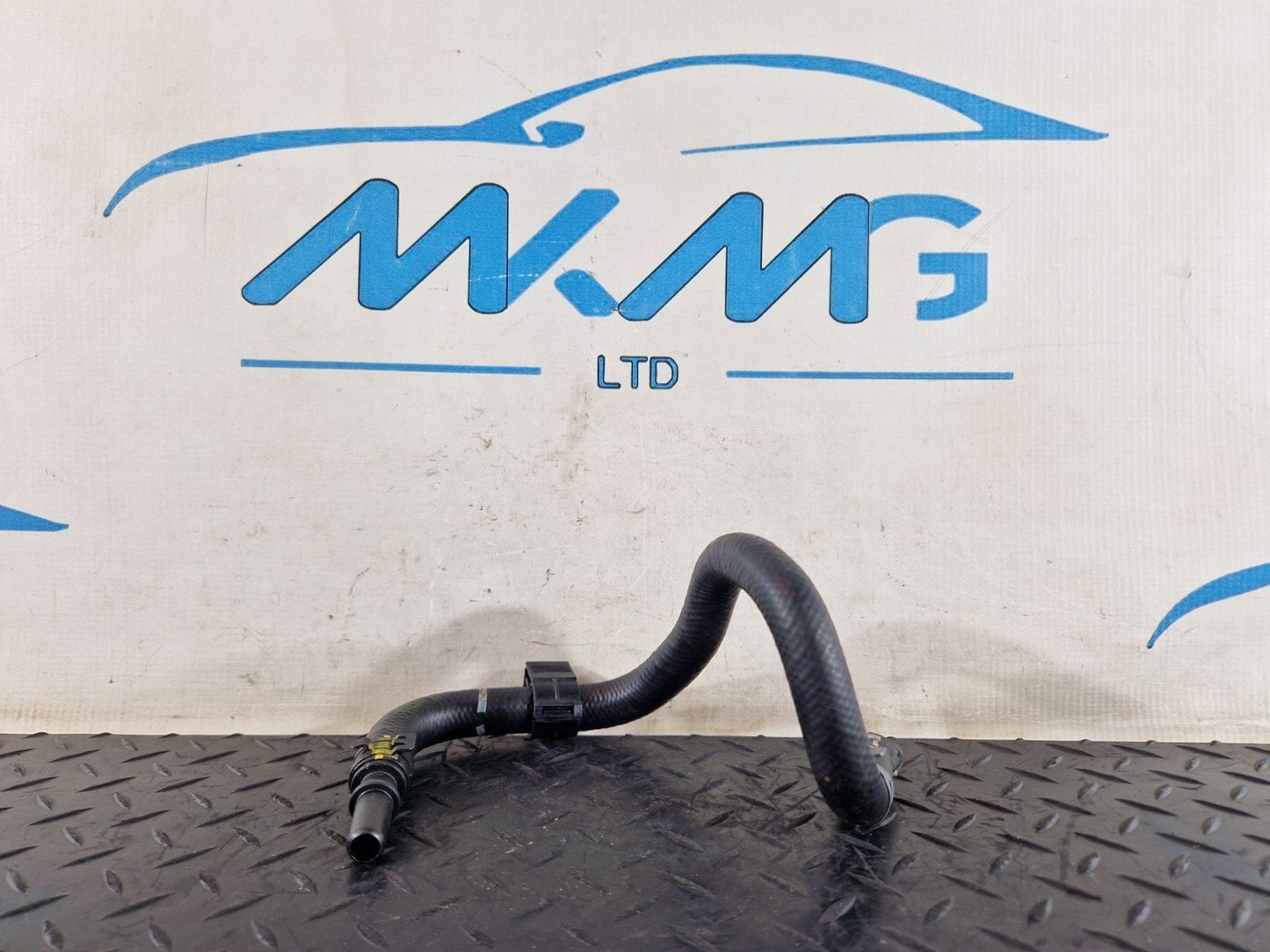 16-20 AUDI Q7 4M GENUINE FUEL LINE PIPE HOSE 4M0201215N