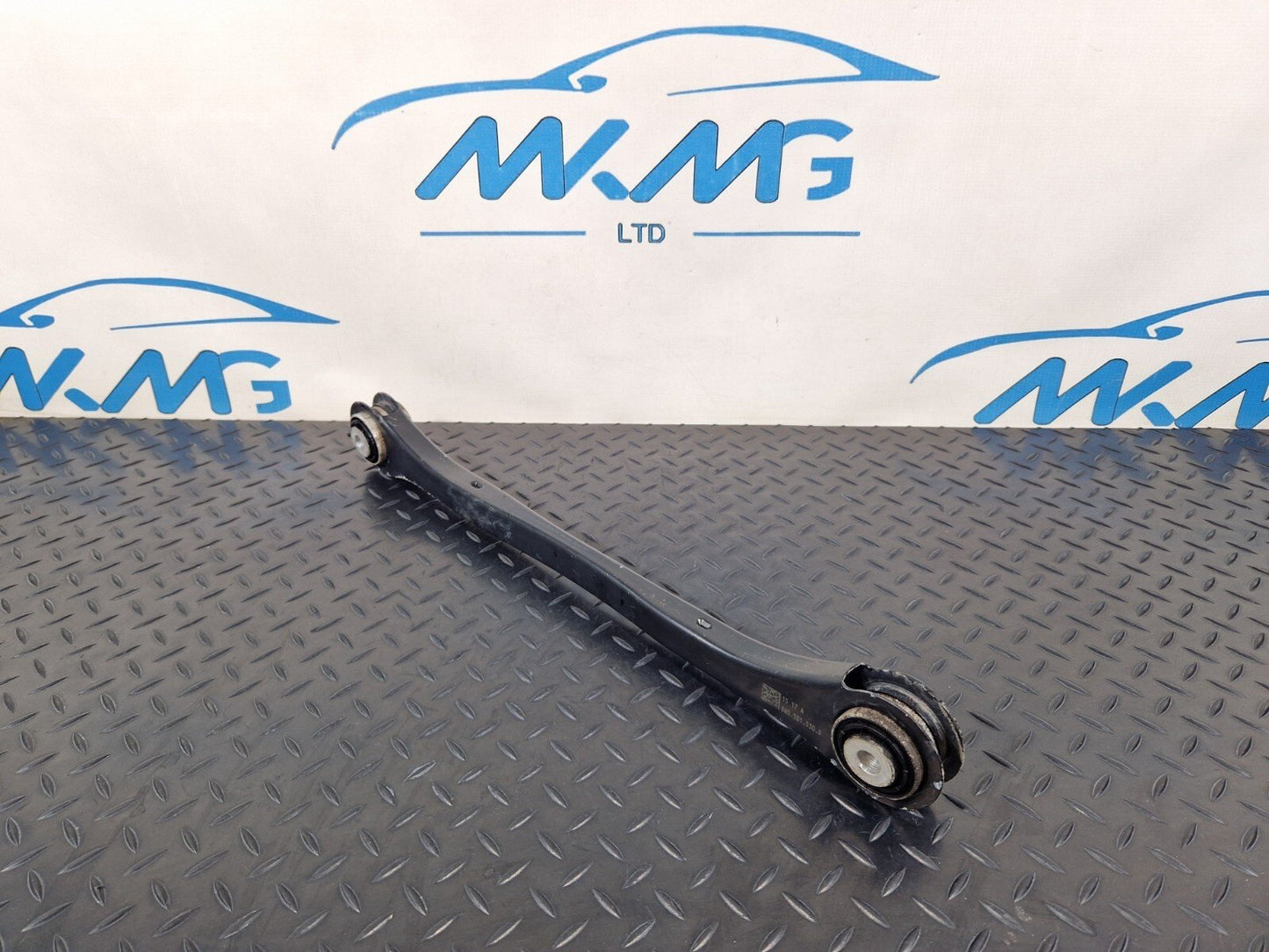 16-19 AUDI A4 B9 GENUINE OEM REAR RIGHT O/S TRAILING CONTROL ARM 8W0501530D