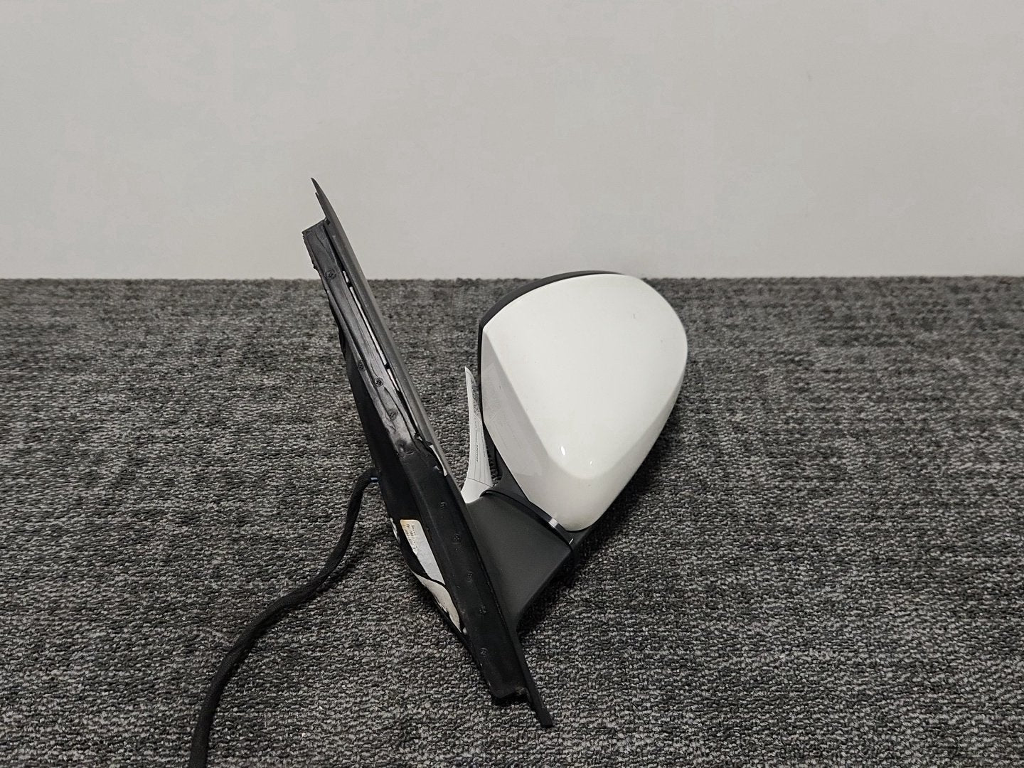 Volkswagen Polo 6R - MK5 Hatchback Front Left N/S Door Wing Mirror 6R0857933B