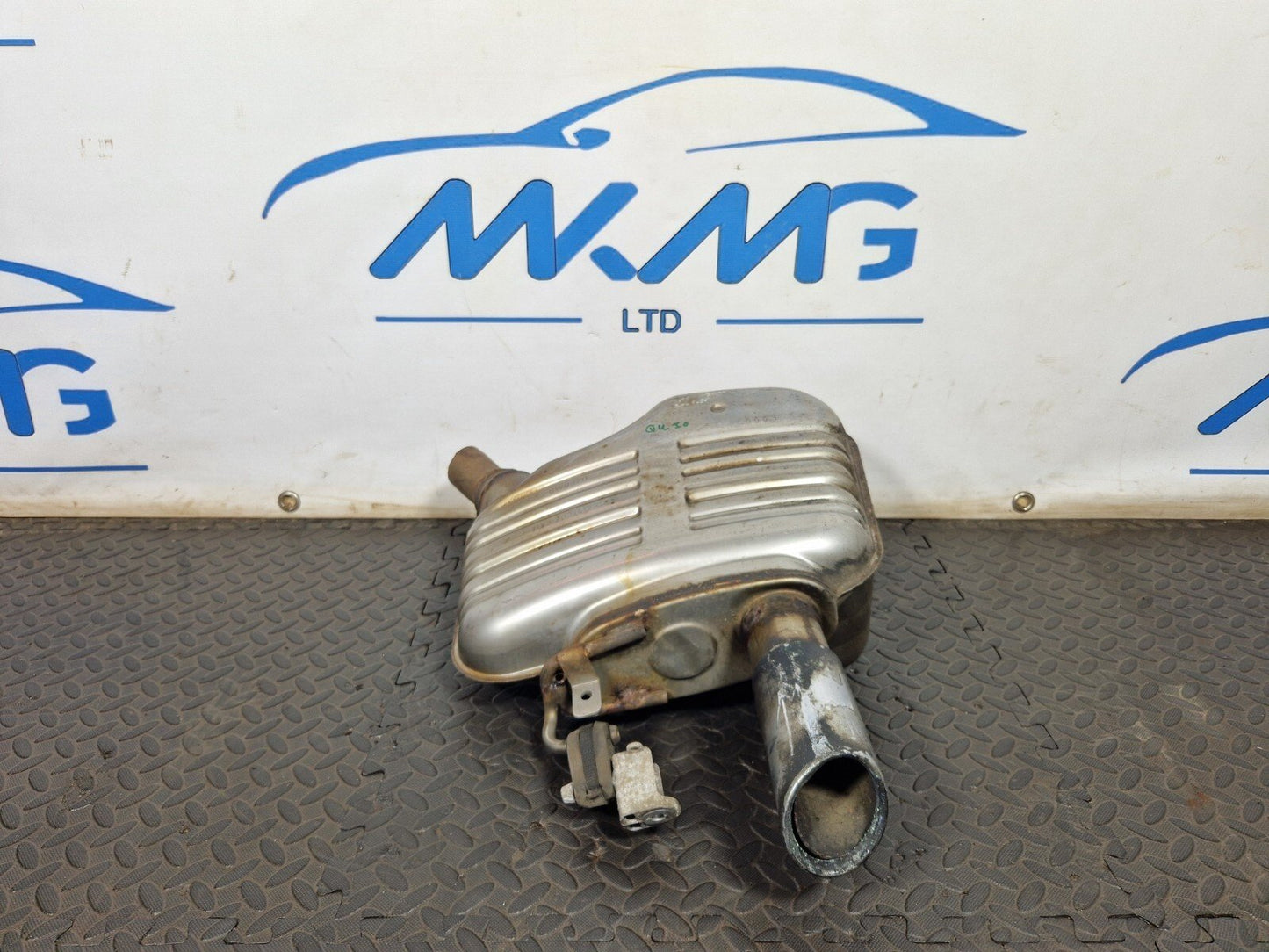 16-ON AUDI B9 REAR EXHAUST MUFFLER SILENCER 8K0253611K BY32021417CZ