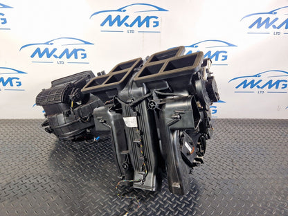 14-20 MERCEDES BENZ GLA X156 AIR CON HEATER MATRIX HOUSING BOX A2468302302