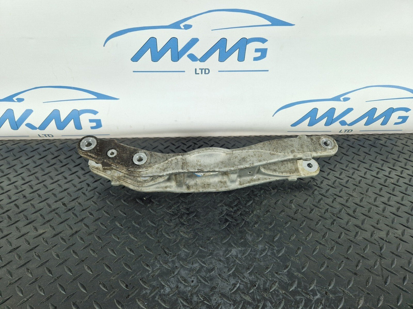 14-21 MERCEDES C CLASS W205 GENUINE REAR LEFT OR RIGHT CONTROL ARM A2053300