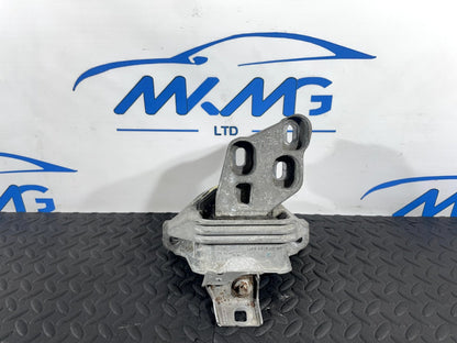 13-19 MERCEDES BENZ CLA C117 GENUINE 2.1 CDI ENGINE MOUNT BRACKET AC46000DF