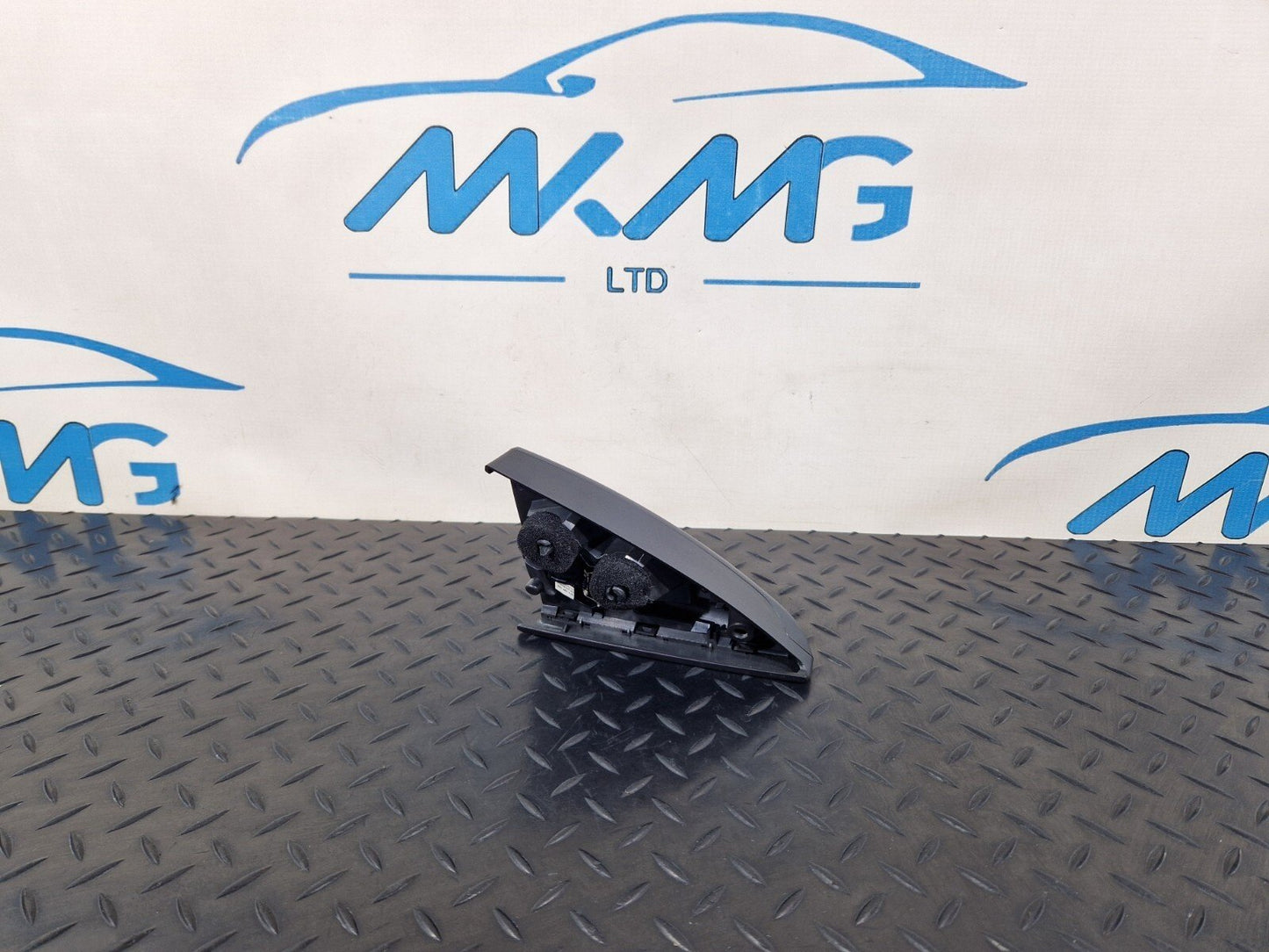 12-17 AUDI S5 CONVERTIBLE OEM PASSENGER TWEETER SPEAKER 8F0035399