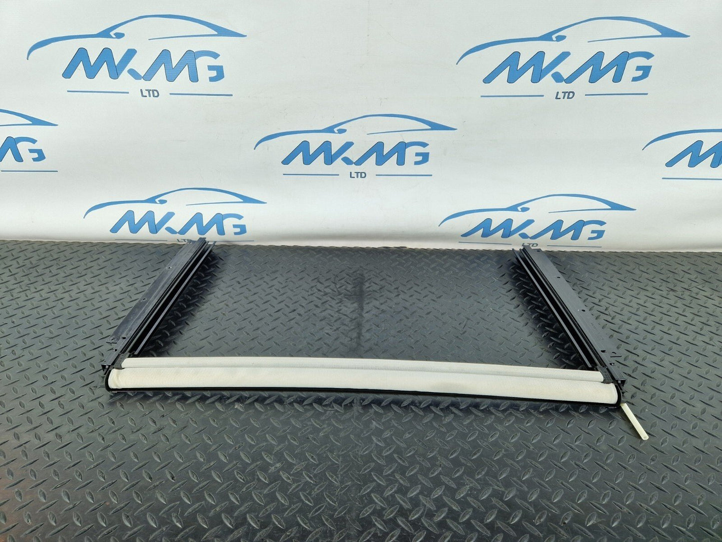 14-21 MERCEDES BENZ W205 GENUINE SUNROOF FRAME A2057802400