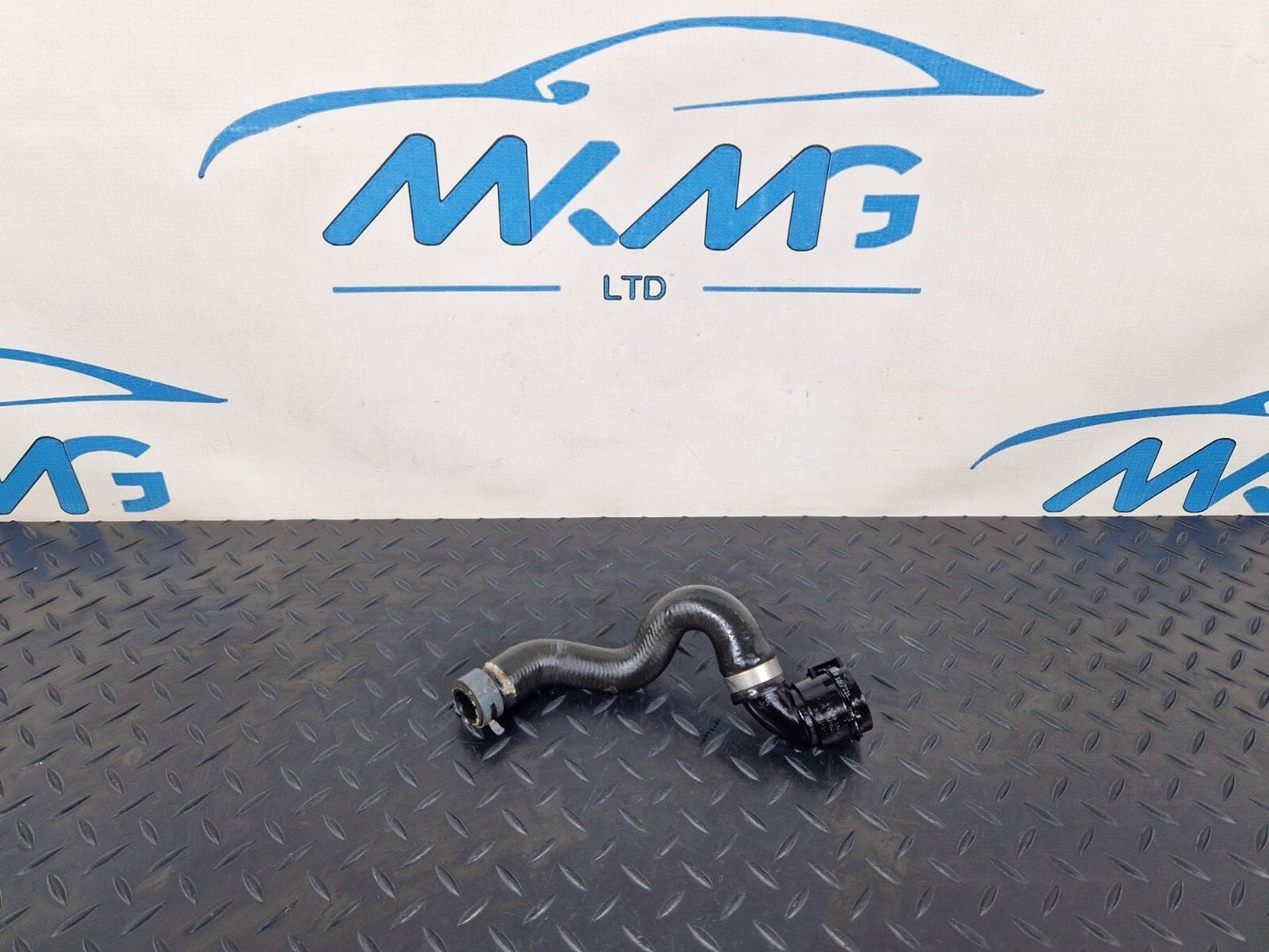 16-19 AUDI A4 B9 GENUINE OEM AIR CON HEATER COOLANT PIPE HOSE 8W0819334G