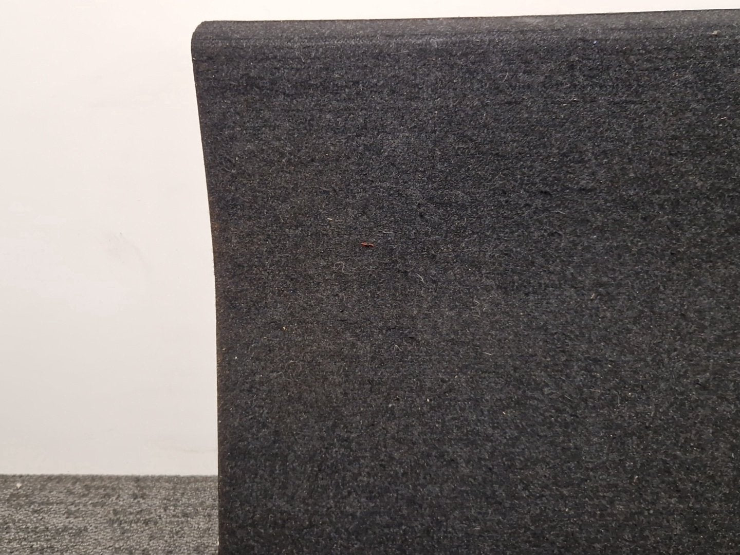 BMW 116i E87 Hatchback Genuine Rear Floor Boot Carpet Mat Liner 54703014