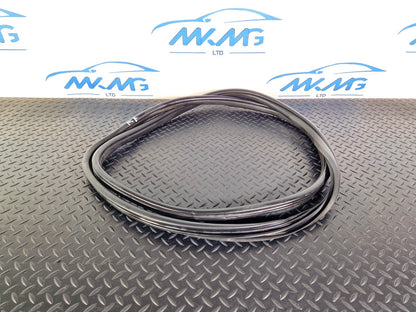 10-13 BMW X5 E70 LCI GENUINE FRONT LEFT RUBBER DOOR SEAL 7305616 17910310
