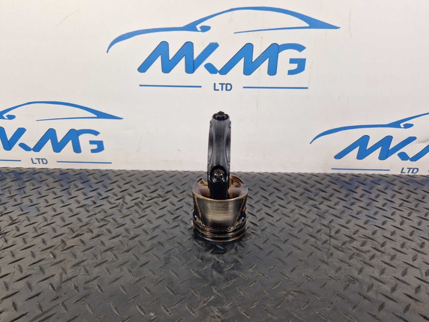 14-21 MERCEDES BENZ C300h W205 COMPLETE PISTON WITH CON ROD 65100